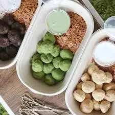 Hình ảnh Mochi trà xanh chấm kem sữa