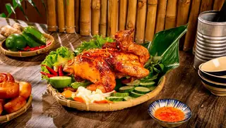Hình ảnh Gà nướng mật ong