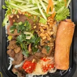 Hình ảnh Bún thịt nướng chả giò