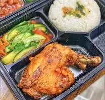 Hình ảnh Cơm tấm đùi gà xối mắm