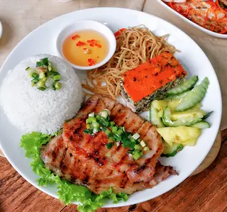 Hình ảnh Cơm sườn bì