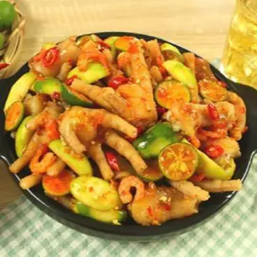 Hình ảnh Hai Con Mèo - Các Món Chân Gà - Nguyễn Văn Khối