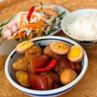 Hình ảnh Cơm thịt kho trứng