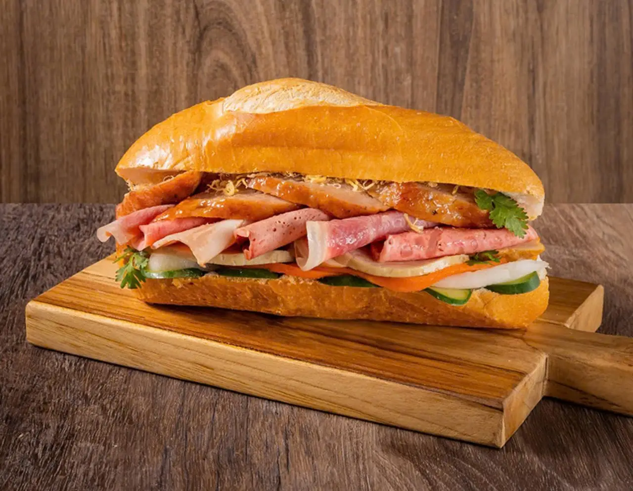 Hình ảnh Combo 4 bánh mì Sài Gòn đặc biệt - kèm 1 chai sữa đậu nành nguyên chất