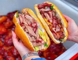 Hình ảnh Bánh mì pate trứng xá xíu