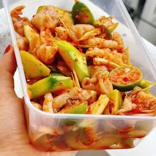 Hình ảnh Chân gà sốt Thái - rút xương