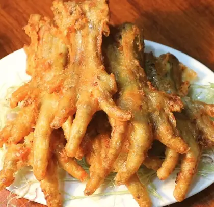 Hình ảnh Ăn Vặt Chân Gà Chiên Giòn - Hồng Lạc
