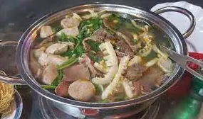 Hình ảnh Lẩu bò thập cẩm nhỏ