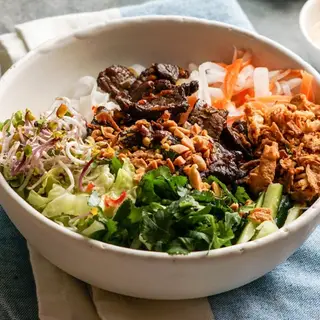 Hình ảnh Bún bò Nam Bộ