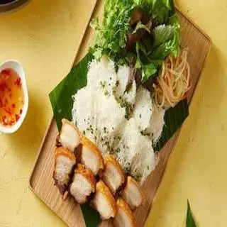 Hình ảnh Bánh hỏi heo quay