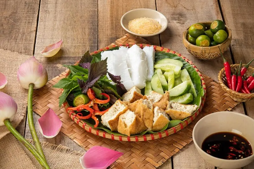 Hình ảnh Bún đậu chả cốm