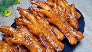 Hình ảnh Combo 4 chân - 4 cánh - 2 bánh mì nướng