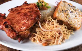 Hình ảnh Cơm sườn chéo bì chả