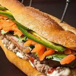 Hình ảnh Bánh mì pate thập cẩm