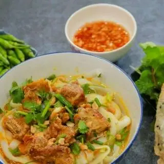 Hình ảnh Mì Quảng sườn