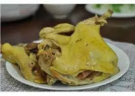 Hình ảnh Gà luộc nửa con