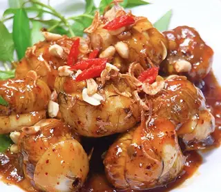 Hình ảnh Trứng vịt lộn nướng me