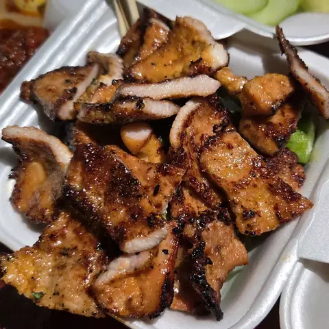 Hình ảnh TiTis' Quán - Chân Gà Nướng, Cá Viên Chiên & Bò Bía - An Dương Vương
