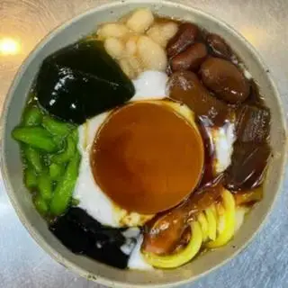 Hình ảnh Tàu hủ thập cẩm bánh flan