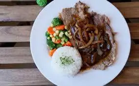 Hình ảnh Cơm bò sốt tiêu đen
