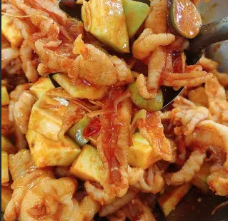 Hình ảnh Chân Gà Rút Xương Sốt Thái