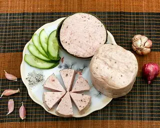 Hình ảnh Chả lụa nhà làm - muối tiêu chanh
