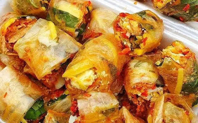 Hình ảnh Bánh tráng cuốn bơ lớn