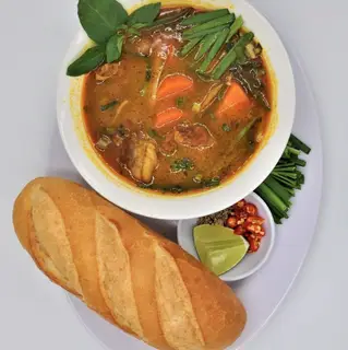 Hình ảnh Bánh mì bò kho