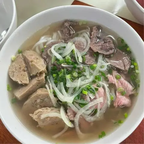 Hình ảnh Phở 2 Ú - Nguyễn Trọng Tuyển