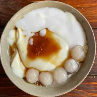 Hình ảnh Tàu hũ trân châu dừa mè rang