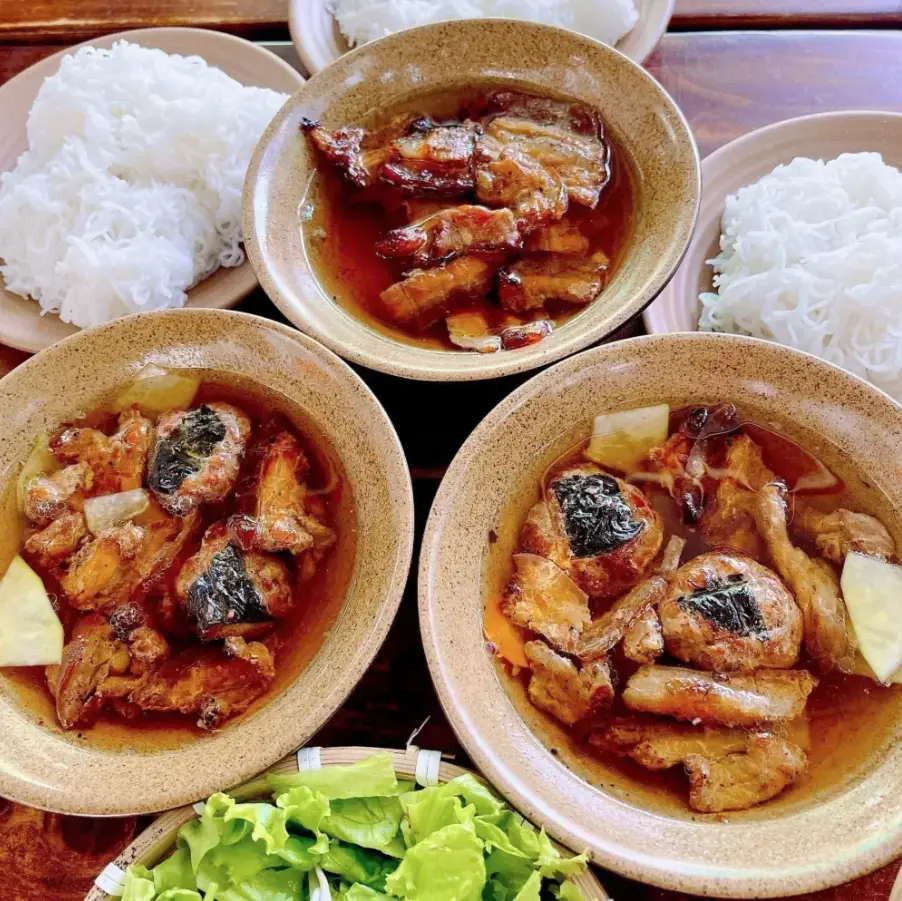 Hình ảnh Combo Bún Chả Đặc Biệt Nem Rán + Trà Tắc 