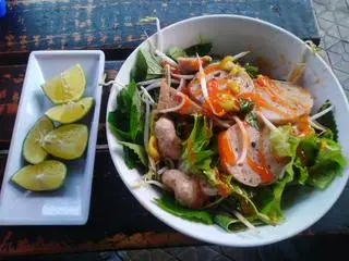 Hình ảnh BÚN TRỘN KHÔ THẬP CẨM 