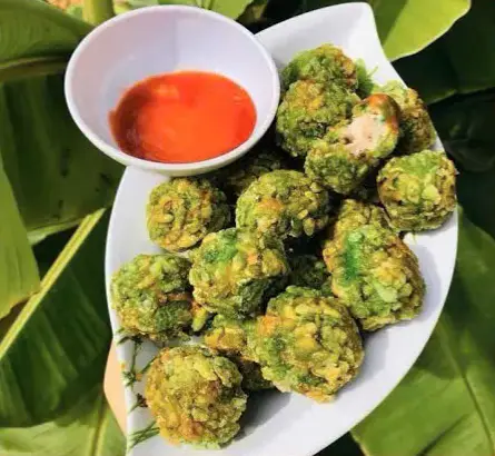 Hình ảnh Chả cá cốm xanh - xiên 4viên