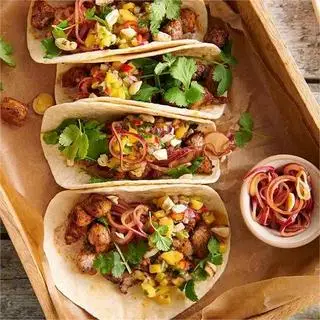 Hình ảnh Tacos gà giòn size L