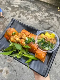 Hình ảnh Cuốn sốt me - mix khô bò