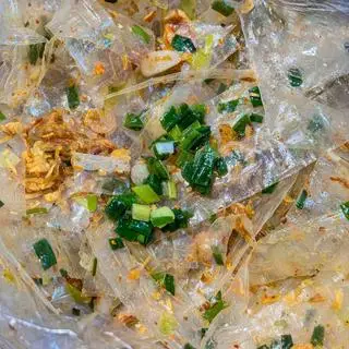 Hình ảnh Bánh tráng mỡ hành thường