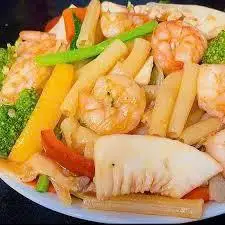 Hình ảnh Nui xào hải sản