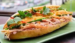Hình ảnh Bánh mì thập cẩm truyền thống