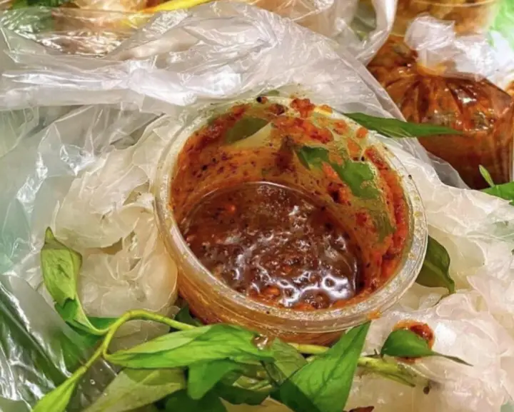 Hình ảnh Bánh tráng chấm