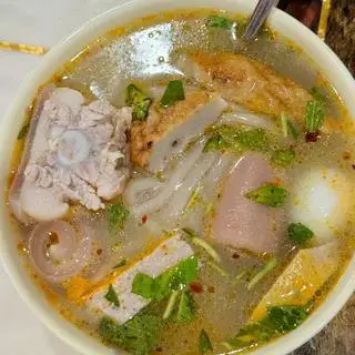 Hình ảnh Bánh canh bột lọc tô đặc biệt ( Must try )