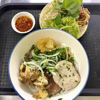 Hình ảnh Bún bò tô đặc biệt