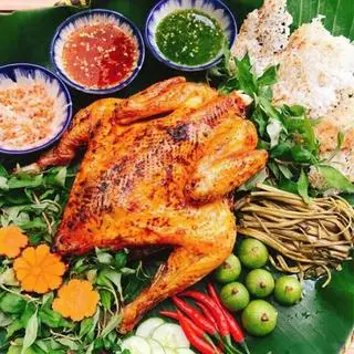 Hình ảnh Gà nướng sa tế siêu cay - nguyên con