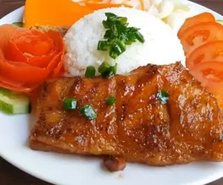 Hình ảnh Cơm sườn chả