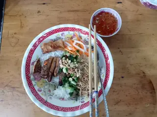 Hình ảnh Bún thịt nướng