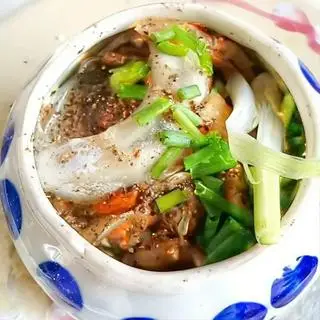 Hình ảnh Mắt cá ngừ hầm tiêu xanh