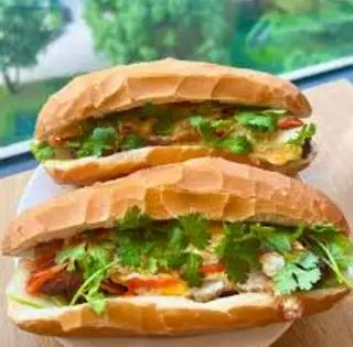 Hình ảnh Bánh mì thịt nướng