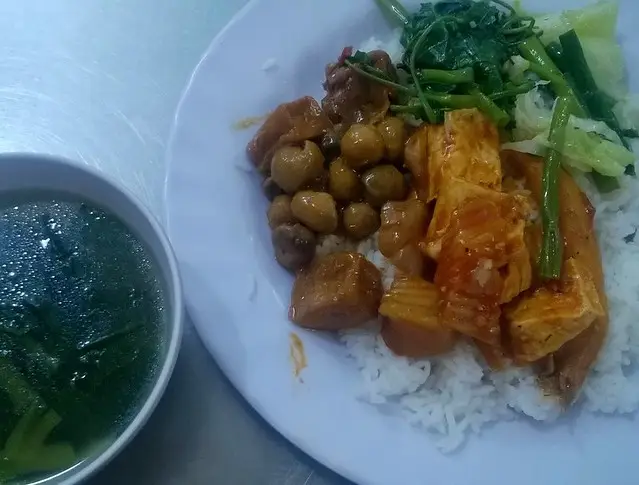 Hình ảnh Chay Hoa Sen - Cơm Chay Tự Chọn - Nguyễn Thái Bình