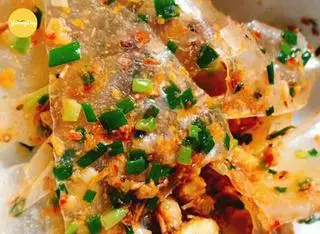 Hình ảnh Bánh tráng mỡ hành tóp mỡ