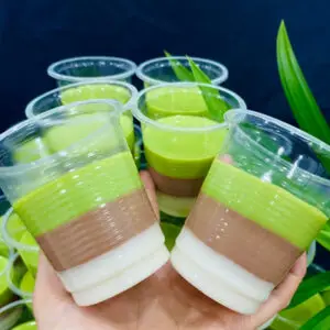 Hình ảnh Rau câu cốt dừa 3 vị