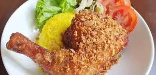 Hình ảnh Cơm chiên gà xối mỡ